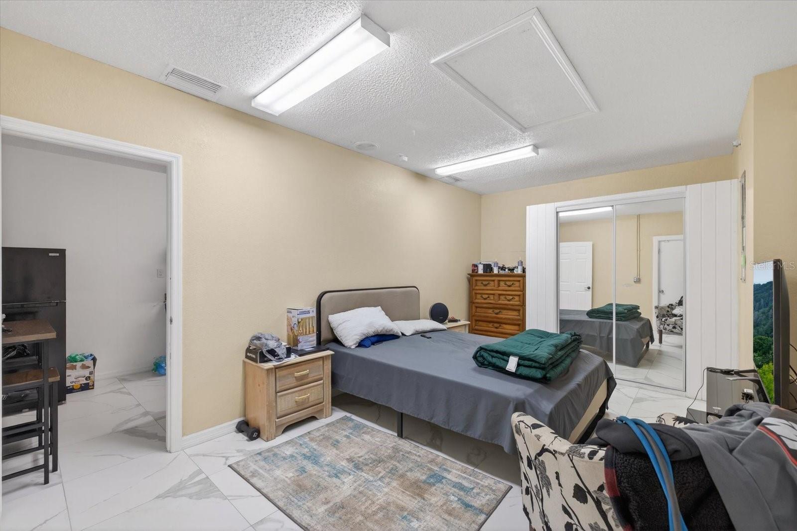 Image 49 of 54 For 4613 Mariner Boulevard