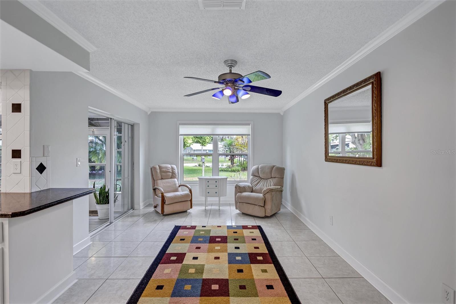 Listing photo id 13 for 1735 Aberdeen Court