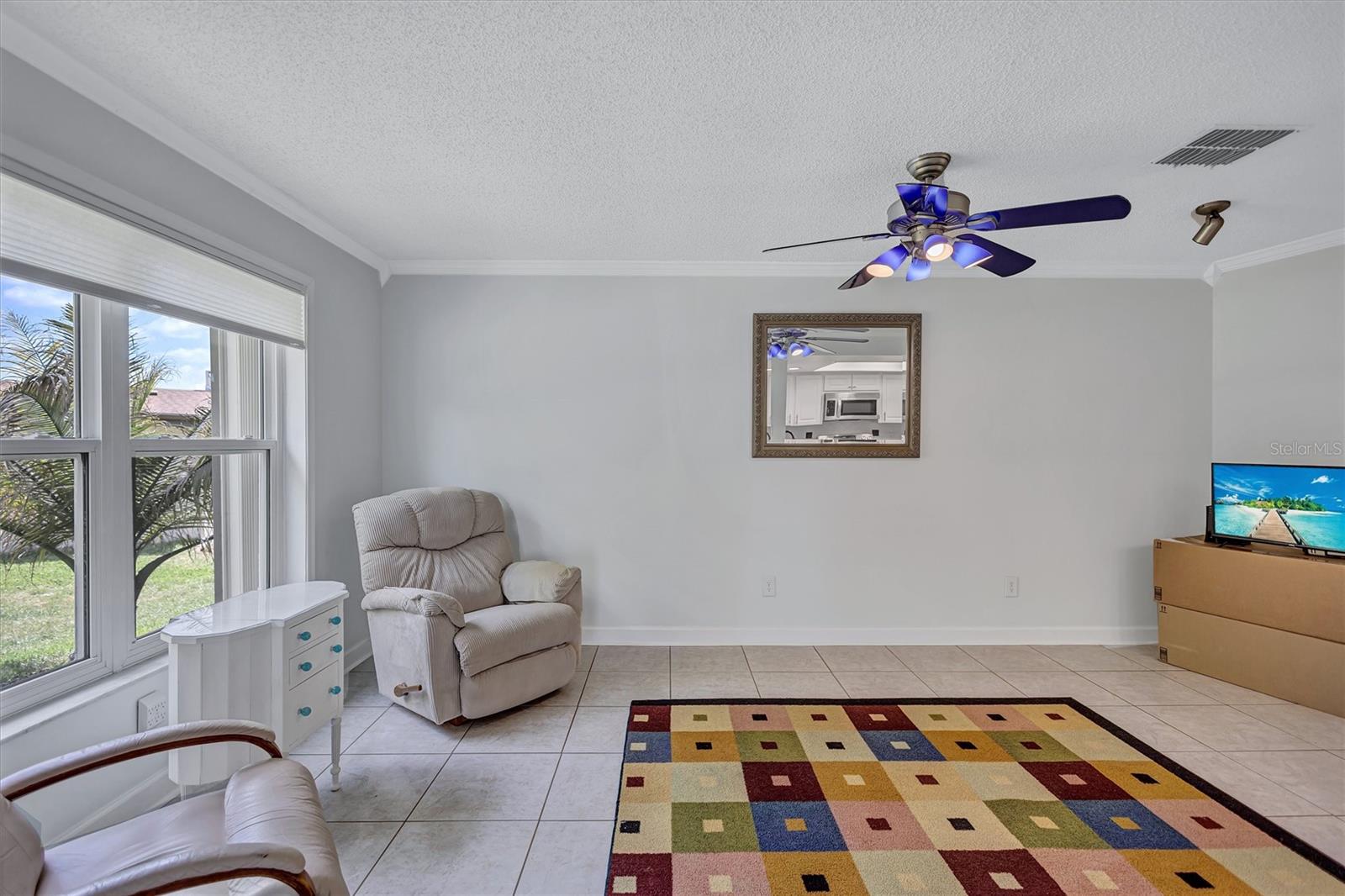 Listing photo id 14 for 1735 Aberdeen Court