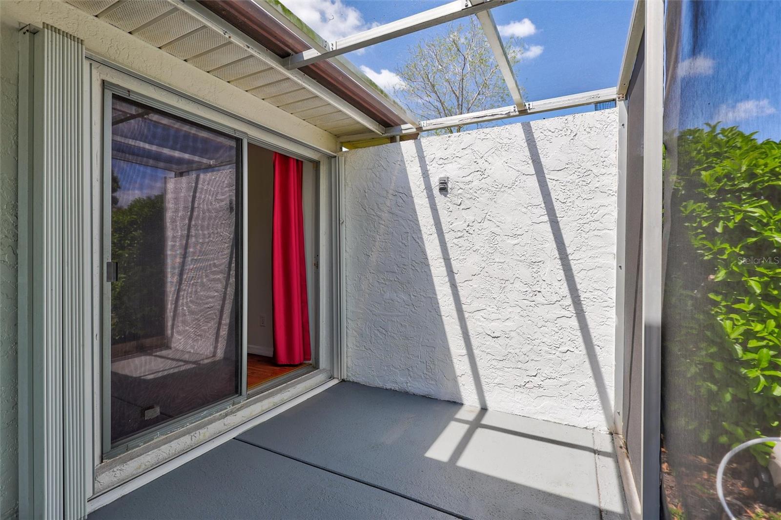 Listing photo id 39 for 1735 Aberdeen Court