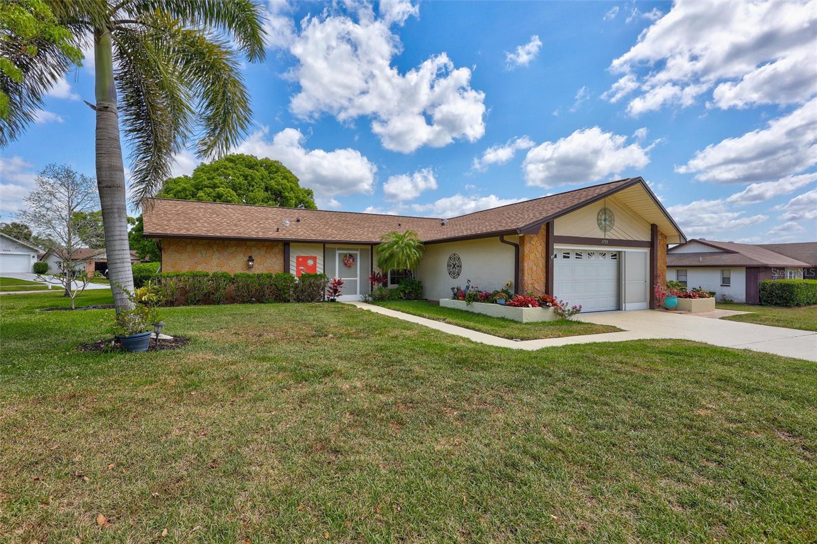 Listing photo id 54 for 1735 Aberdeen Court