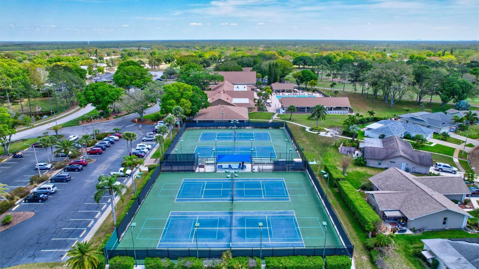 Listing photo id 64 for 1735 Aberdeen Court