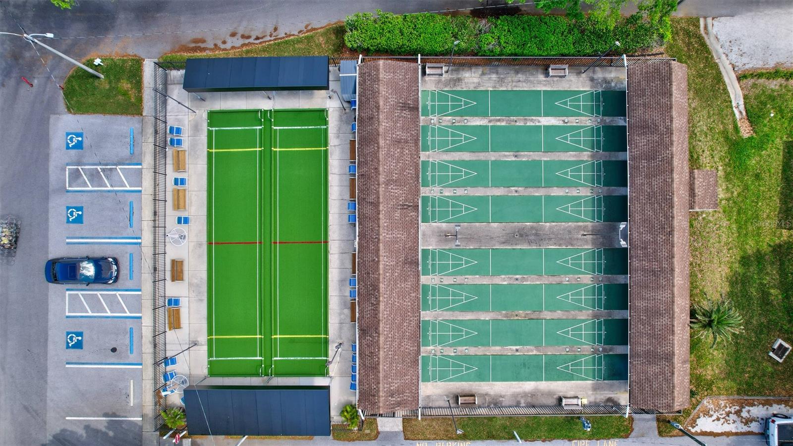 Listing photo id 67 for 1735 Aberdeen Court