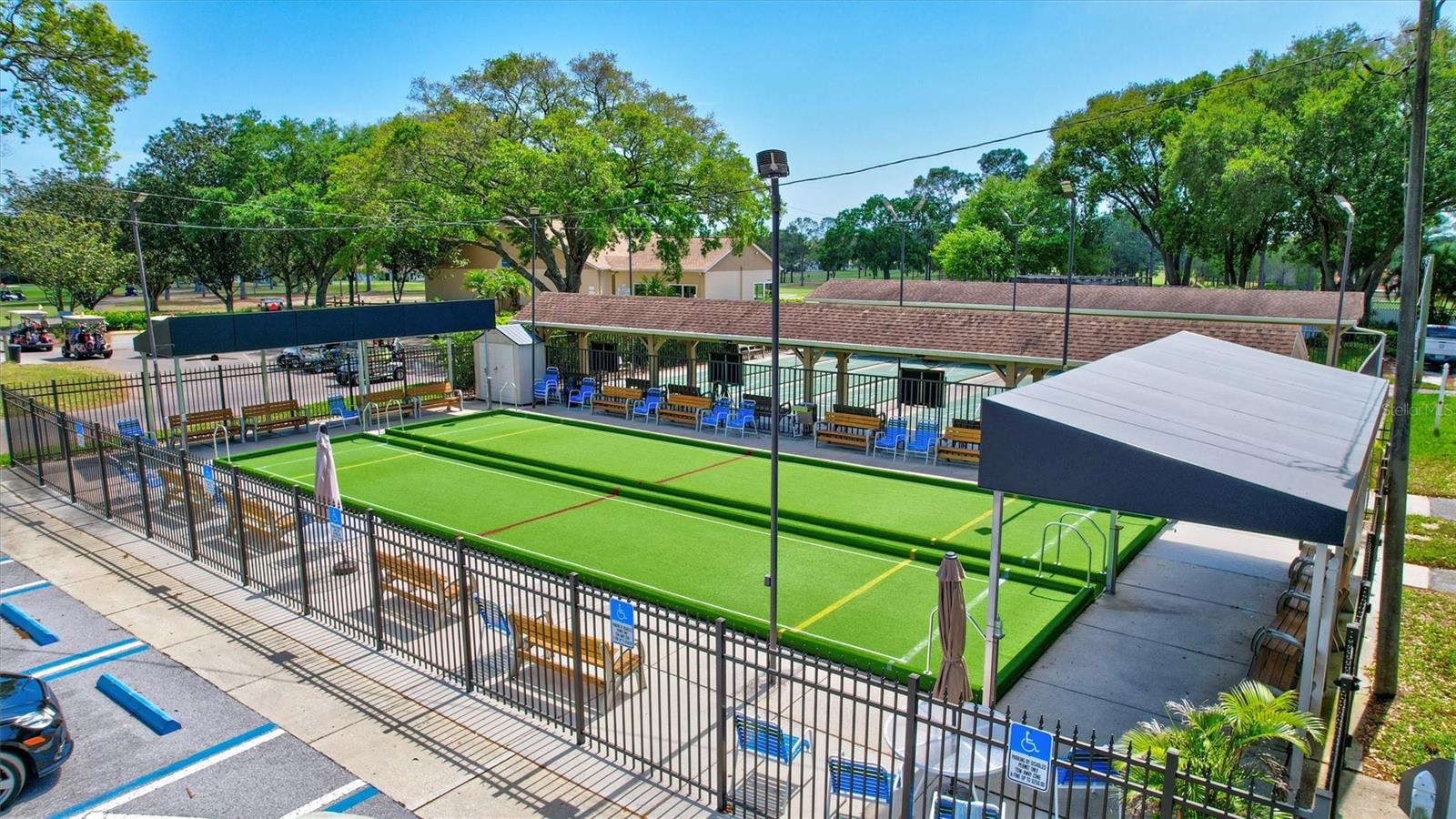 Listing photo id 69 for 1735 Aberdeen Court