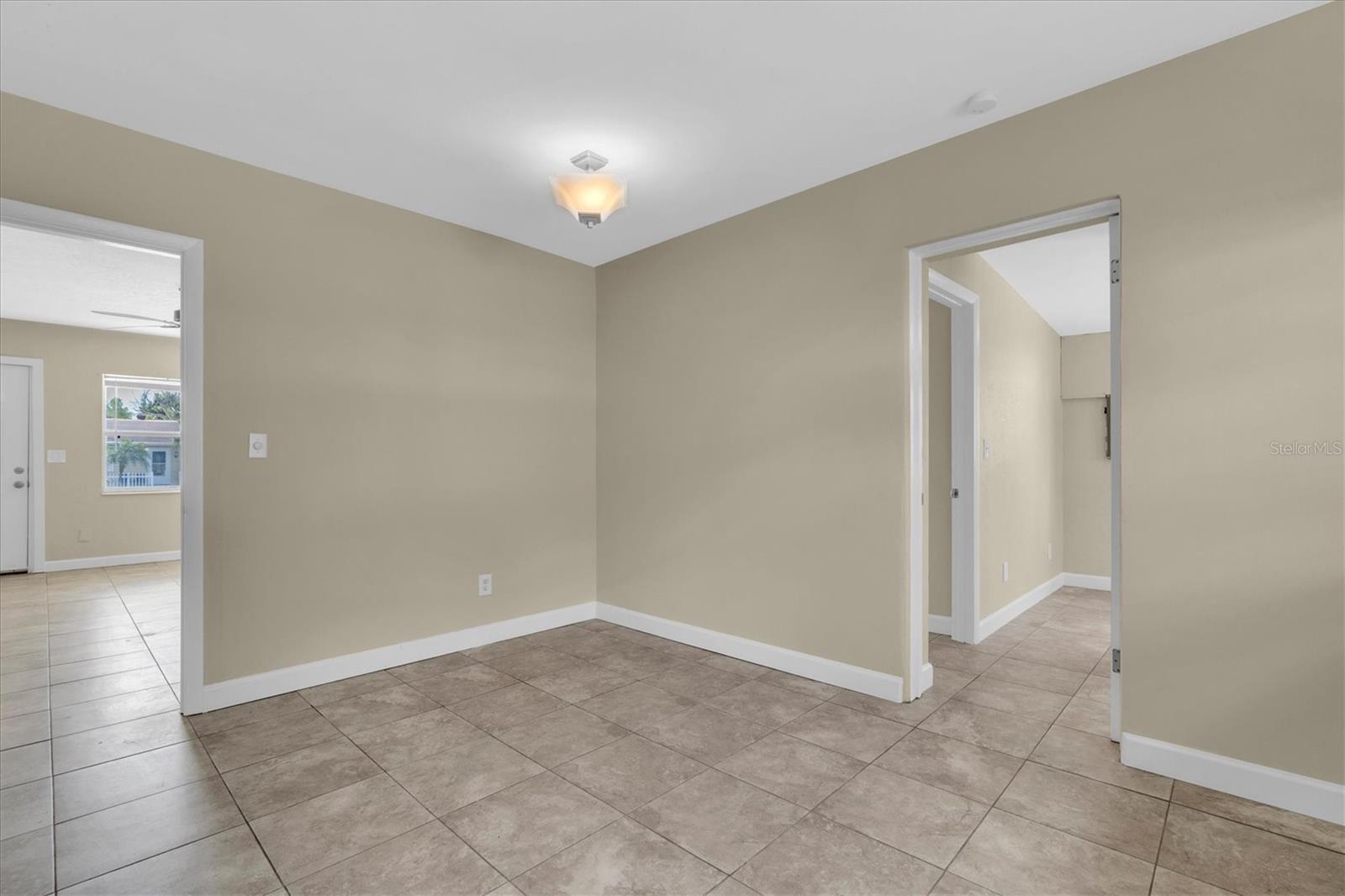 Image 13 of 35 For 333 72nd Avenue