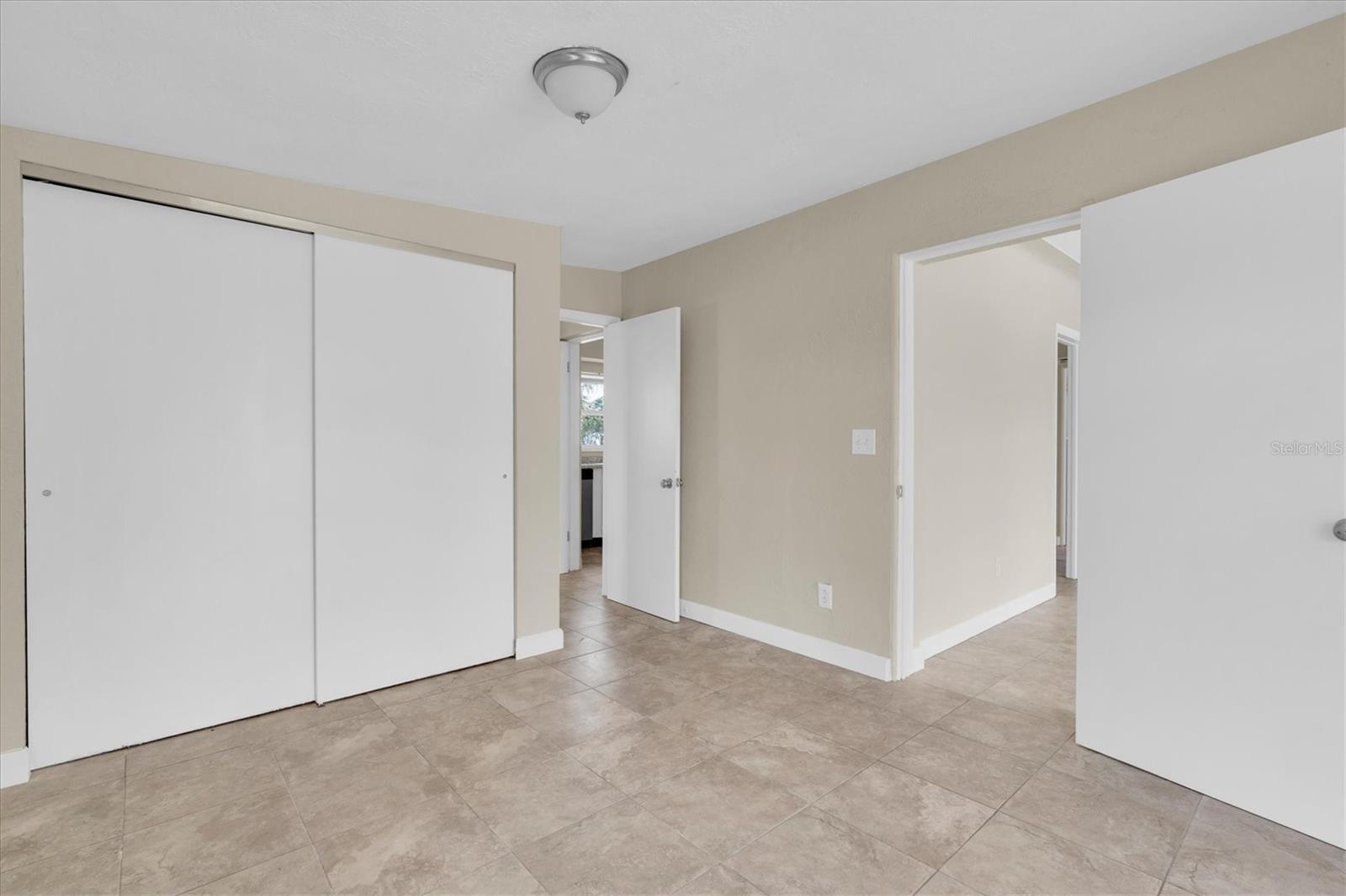 Image 20 of 35 For 333 72nd Avenue