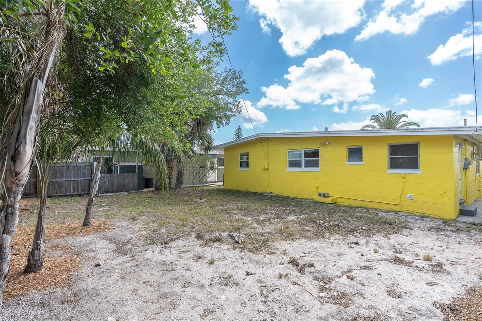 Image 27 of 35 For 333 72nd Avenue