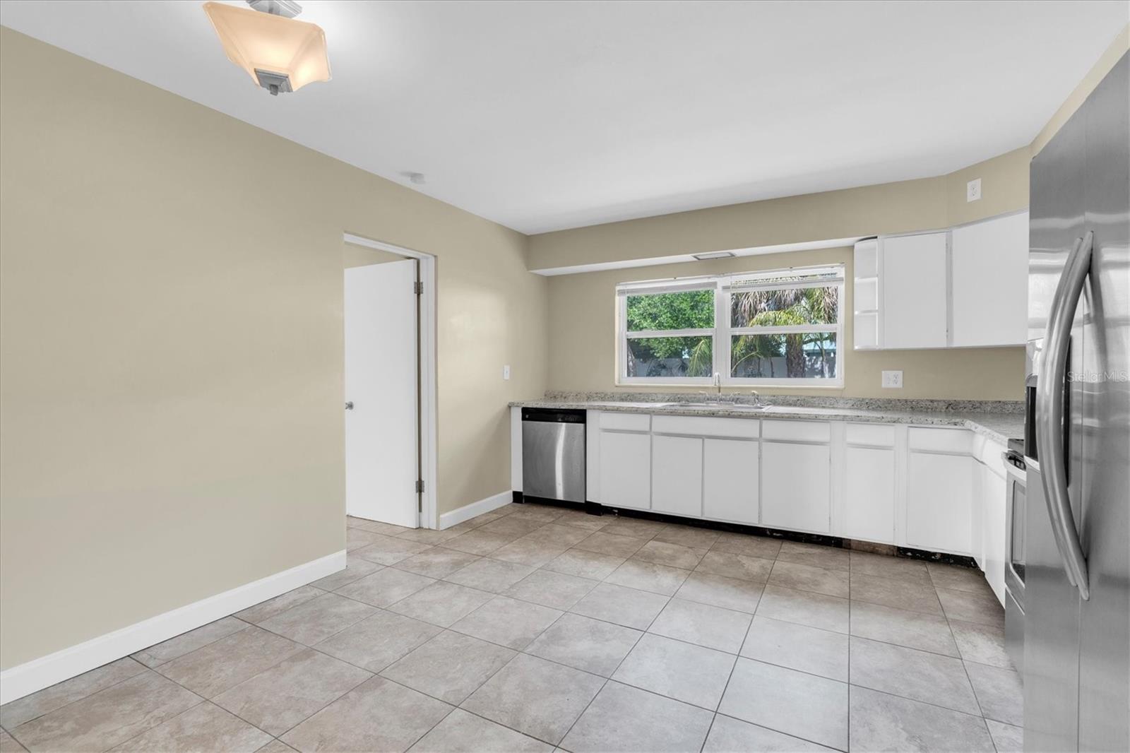 Image 9 of 35 For 333 72nd Avenue