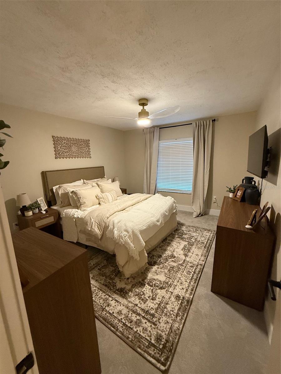 Image 10 of 29 For 6206 Greenleaf Lane