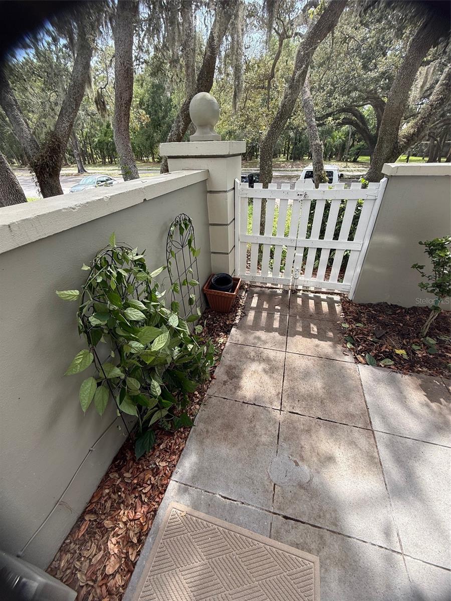 Image 20 of 29 For 6206 Greenleaf Lane