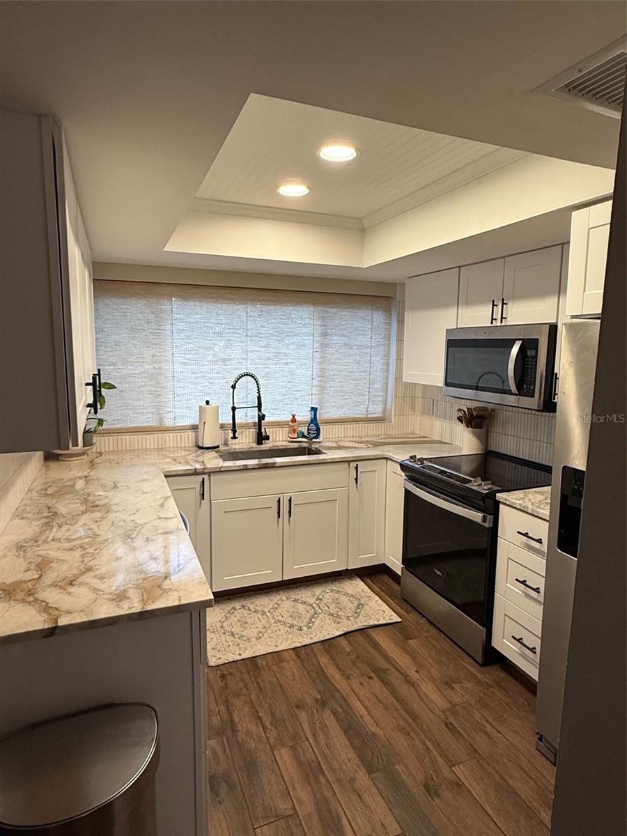 Image 3 of 29 For 6206 Greenleaf Lane