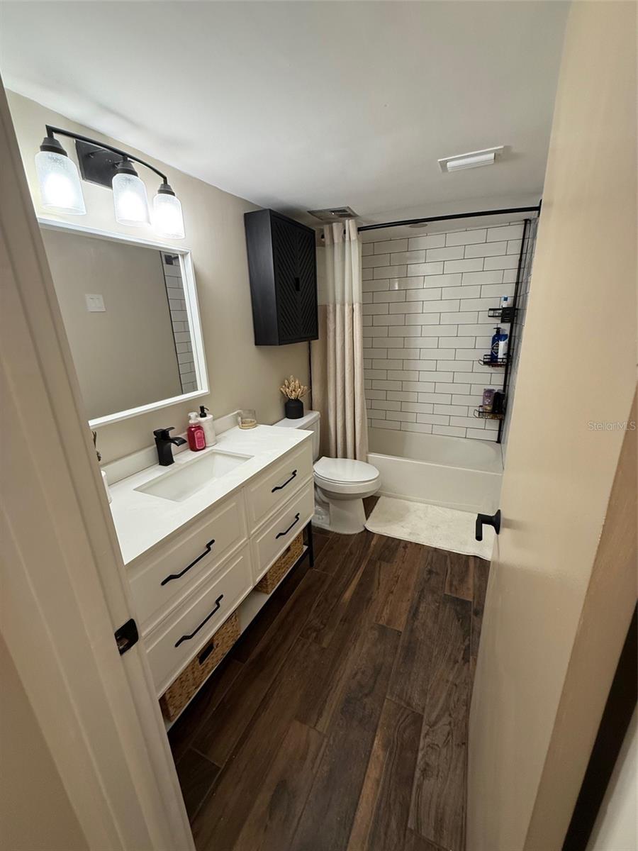 Image 6 of 29 For 6206 Greenleaf Lane