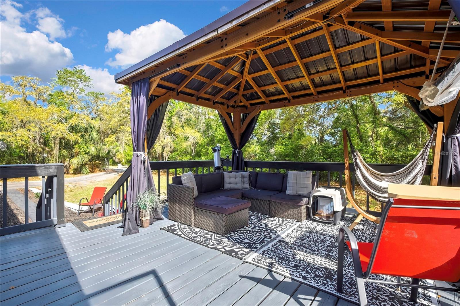 Listing photo id 34 for 6171 Lisa Point