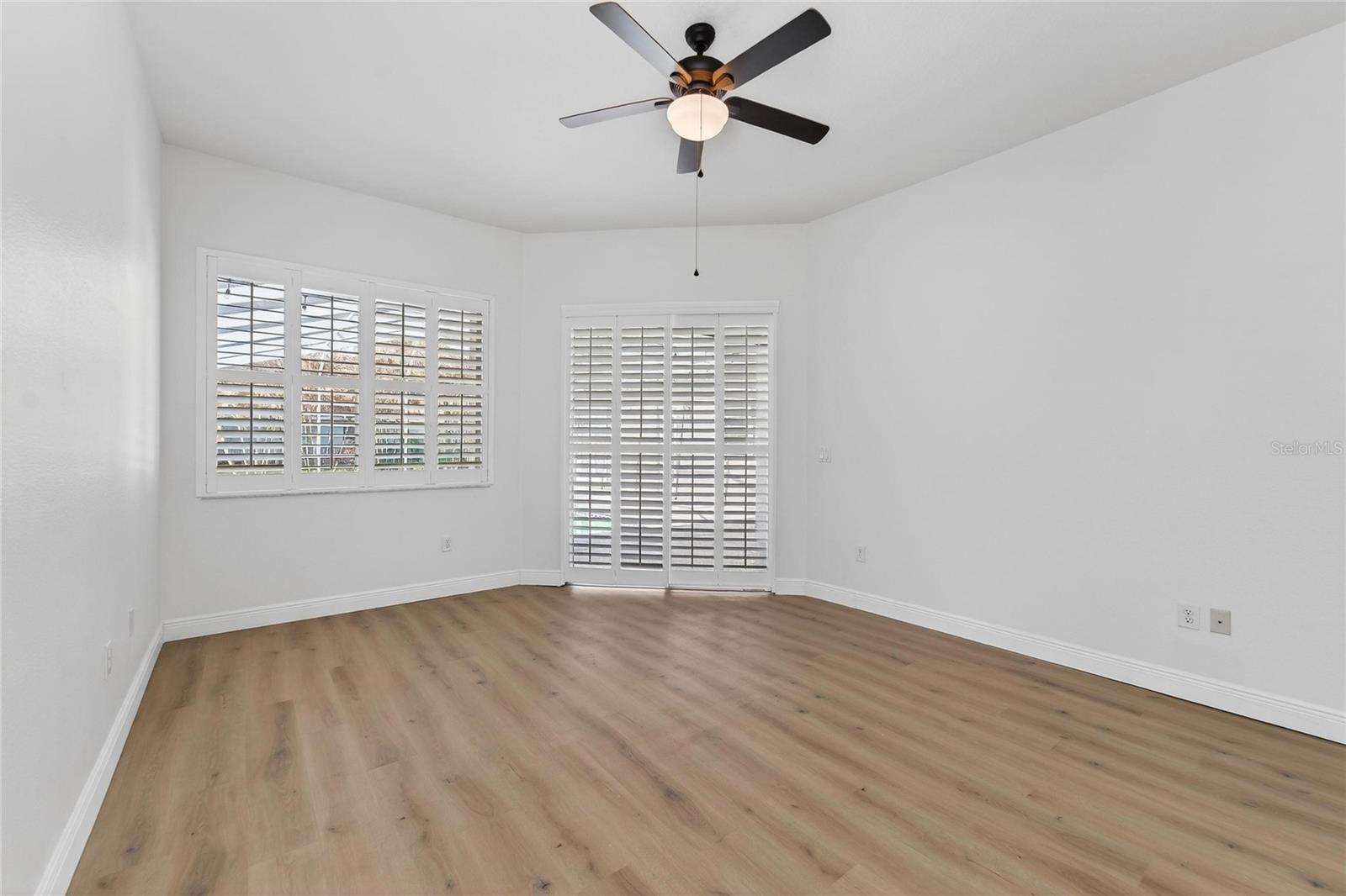 Listing photo id 15 for 5608 Osprey Park Place