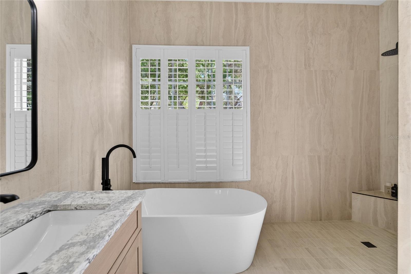 Listing photo id 24 for 5608 Osprey Park Place