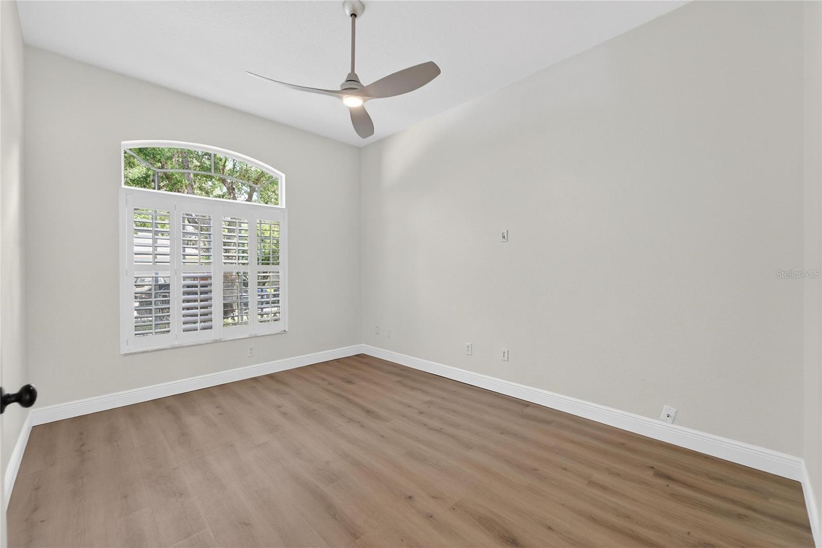 Listing photo id 26 for 5608 Osprey Park Place