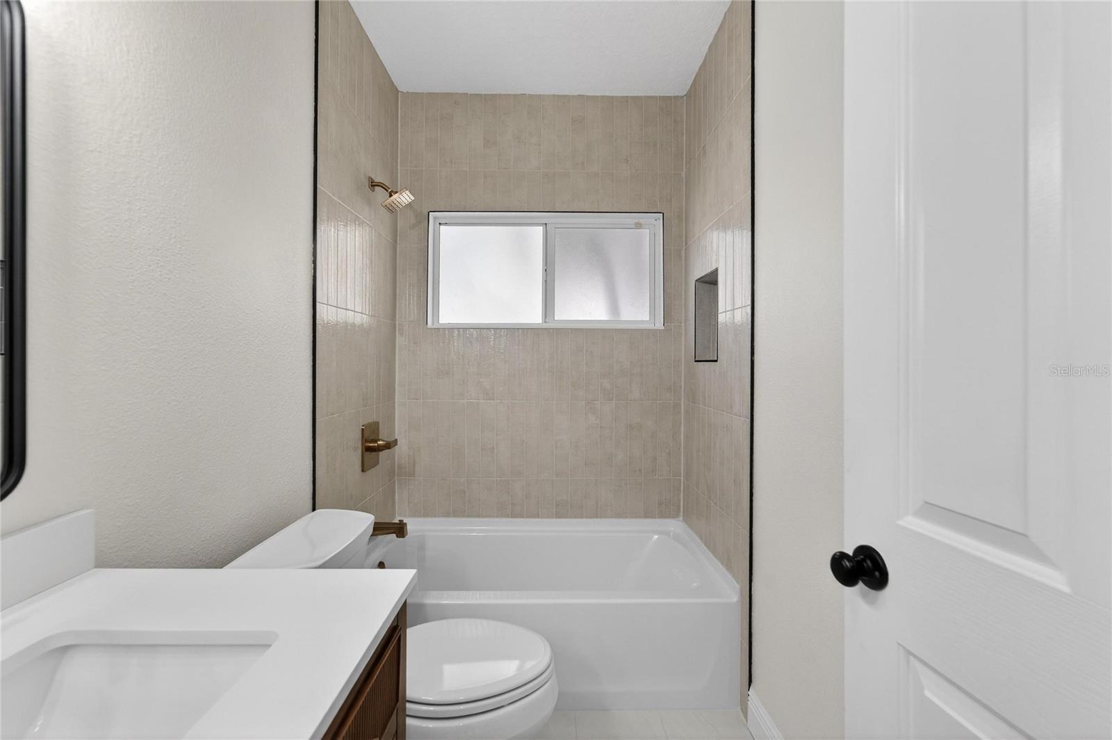 Listing photo id 27 for 5608 Osprey Park Place