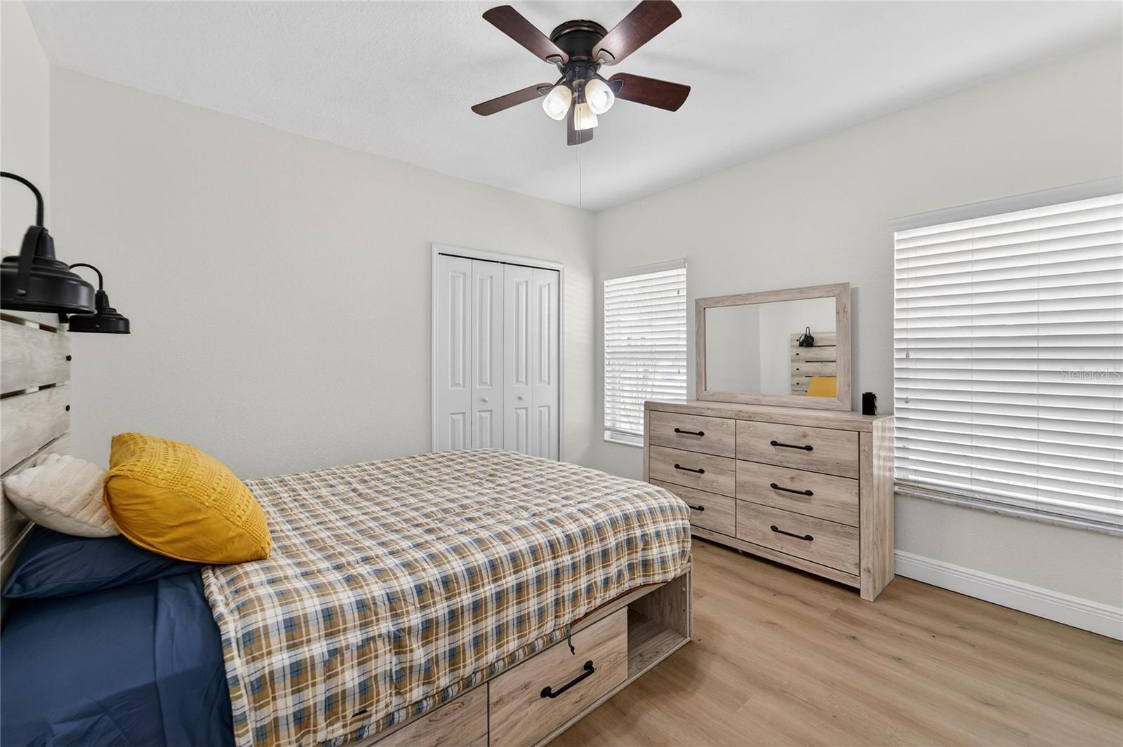 Listing photo id 29 for 5608 Osprey Park Place