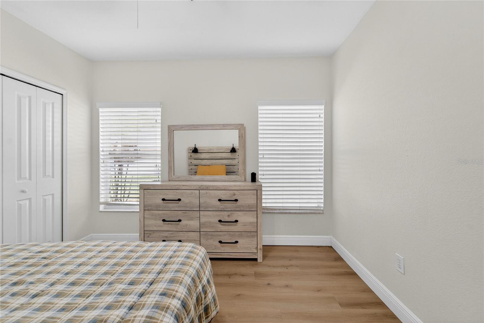 Listing photo id 30 for 5608 Osprey Park Place