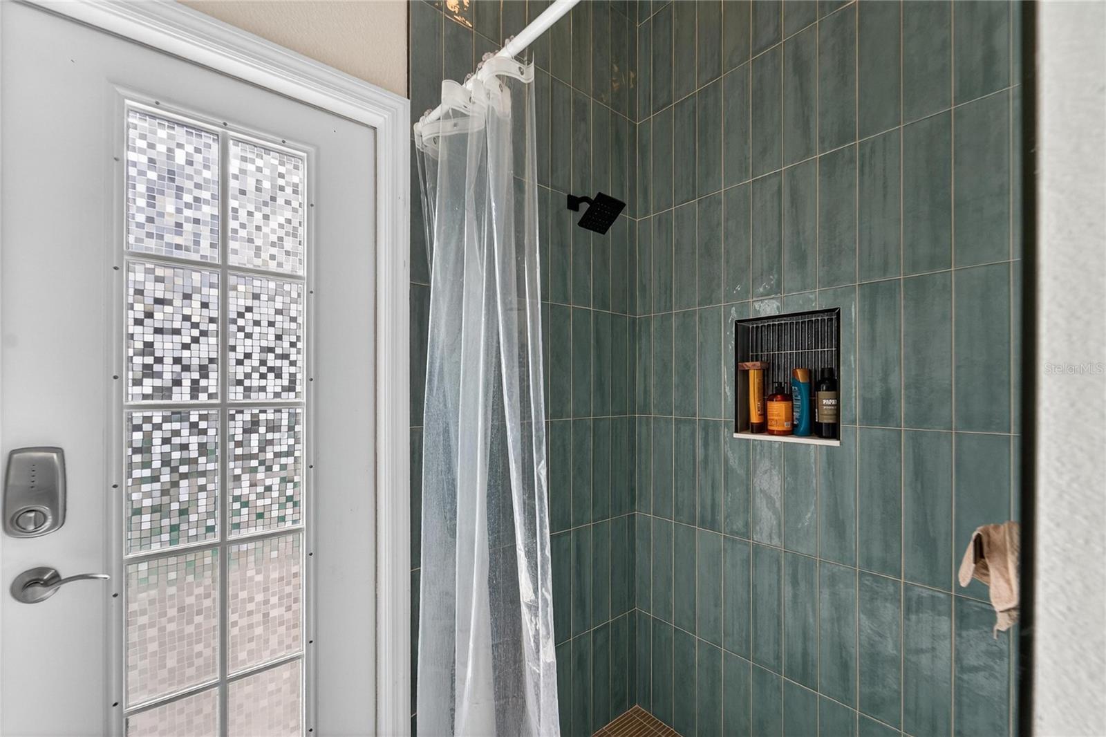 Listing photo id 35 for 5608 Osprey Park Place