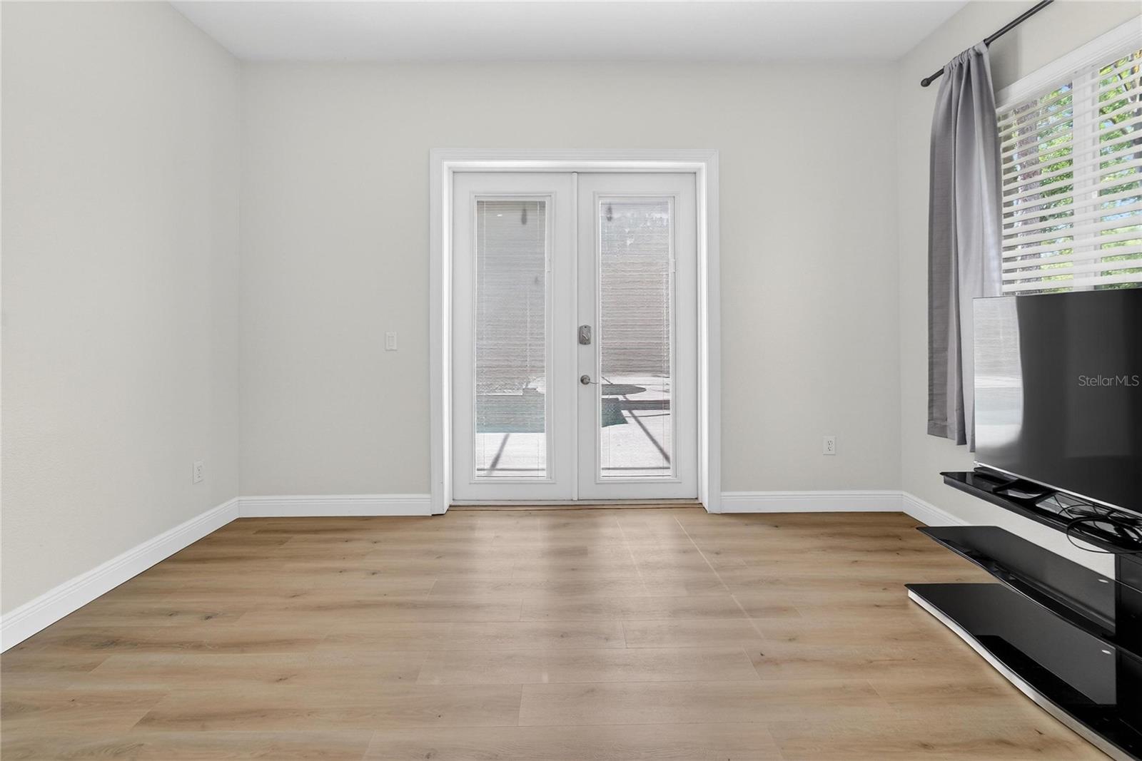 Listing photo id 45 for 5608 Osprey Park Place