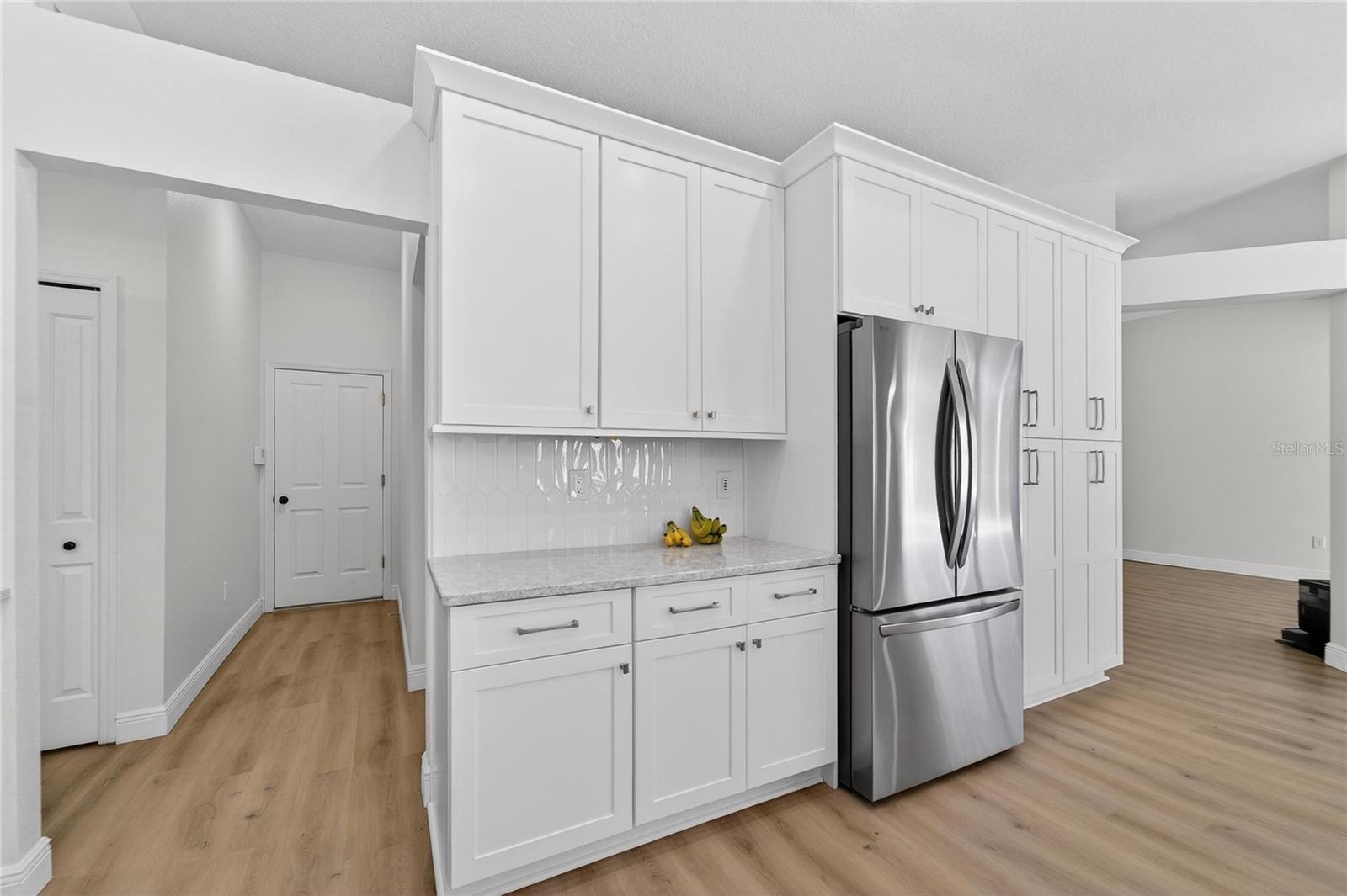 Listing photo id 60 for 5608 Osprey Park Place