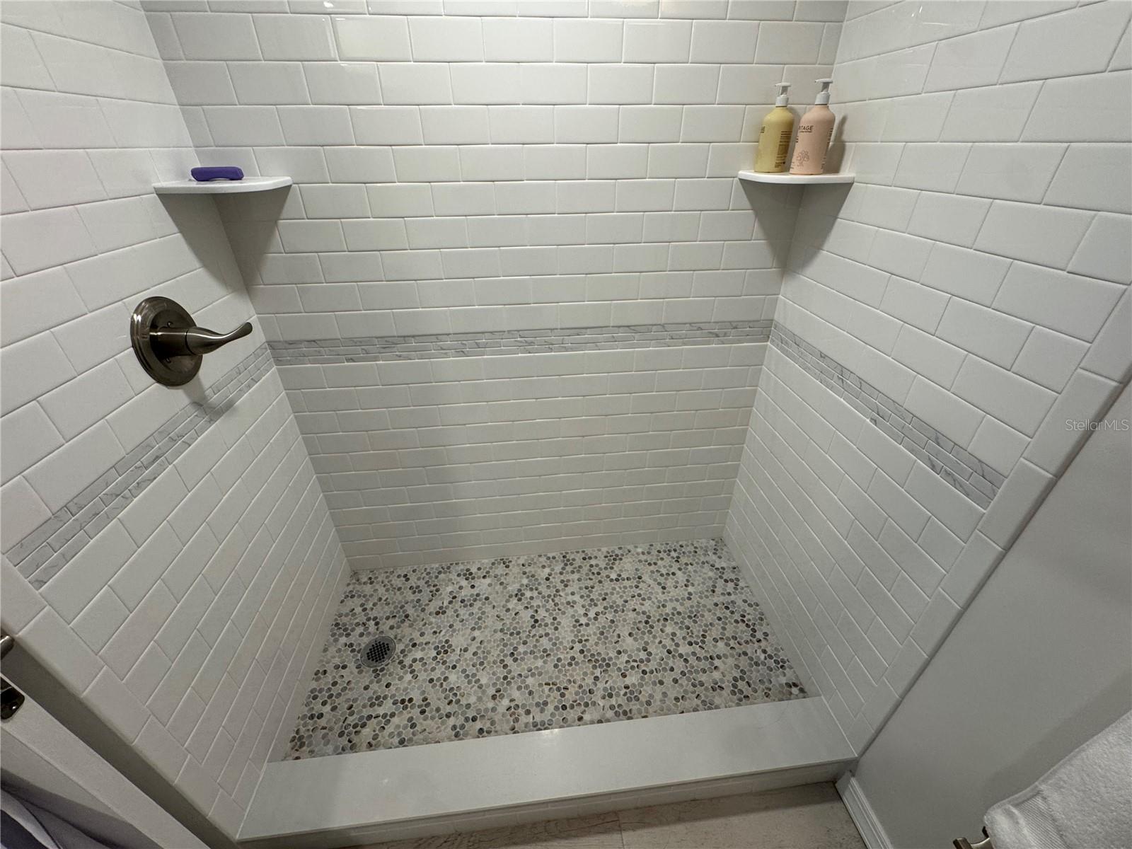 Image 13 of 28 For 5720 13th Avenue N 106b