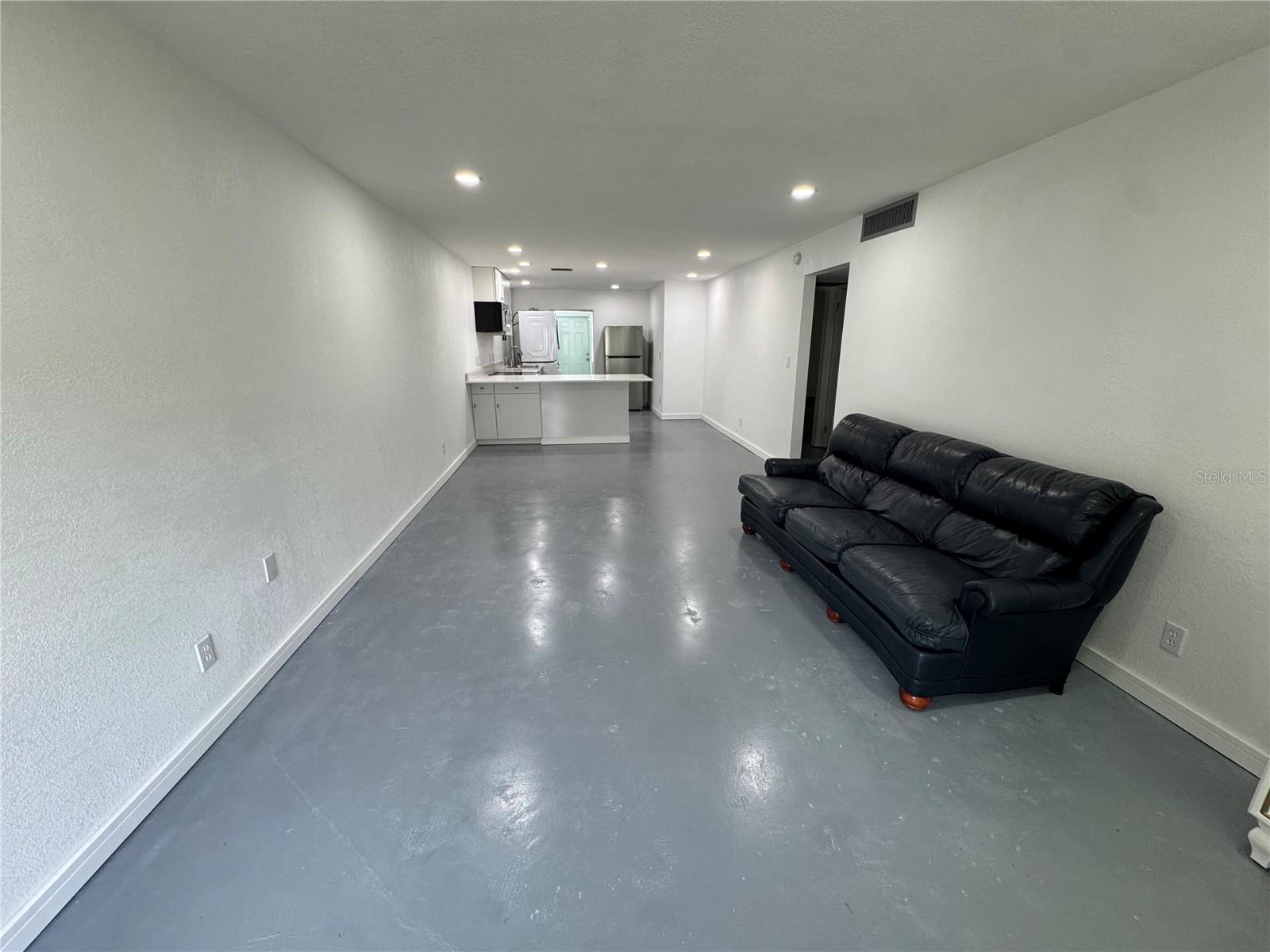 Image 8 of 28 For 5720 13th Avenue N 106b