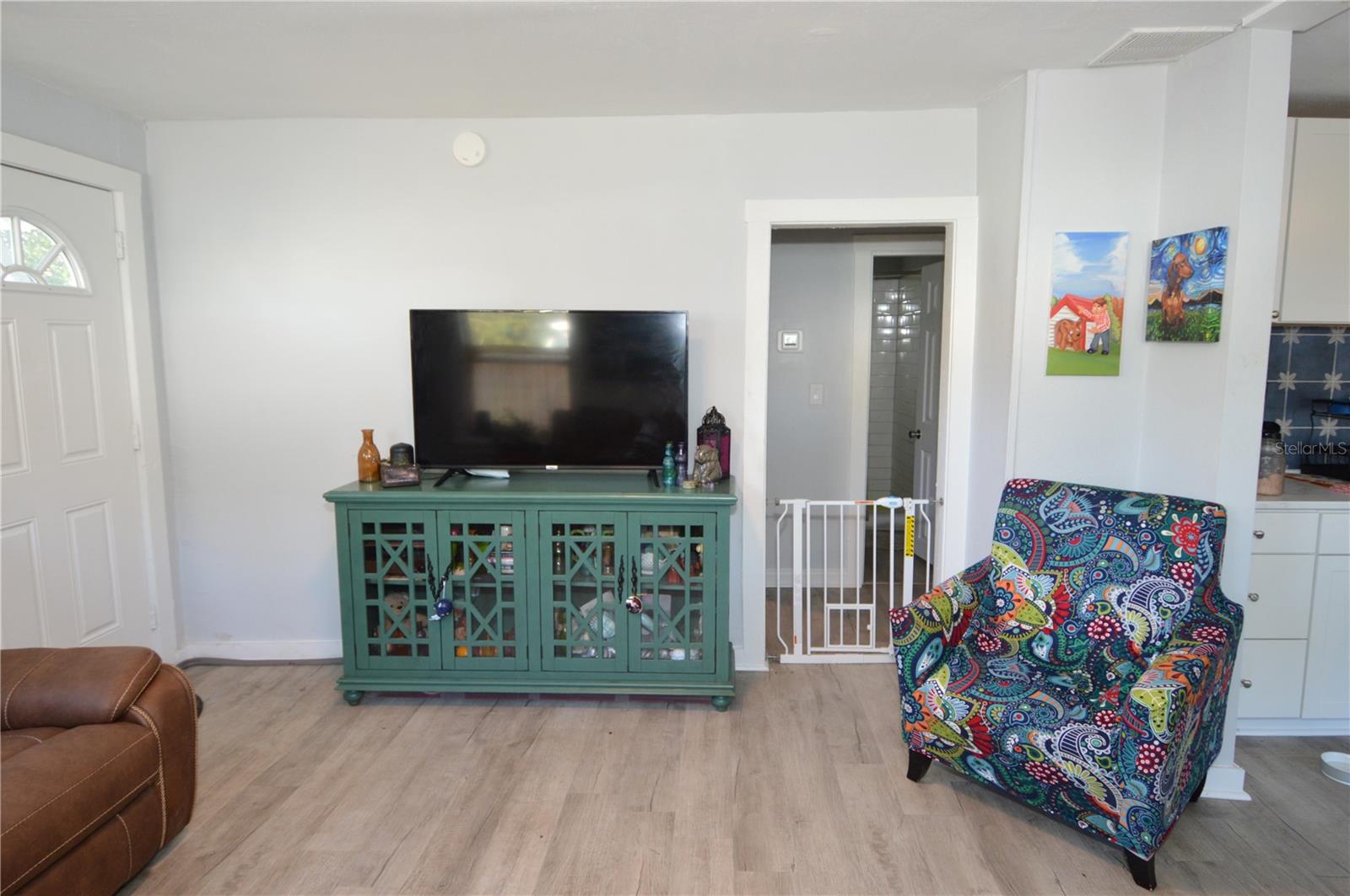 Image 10 of 49 For 2852 60th Avenue N