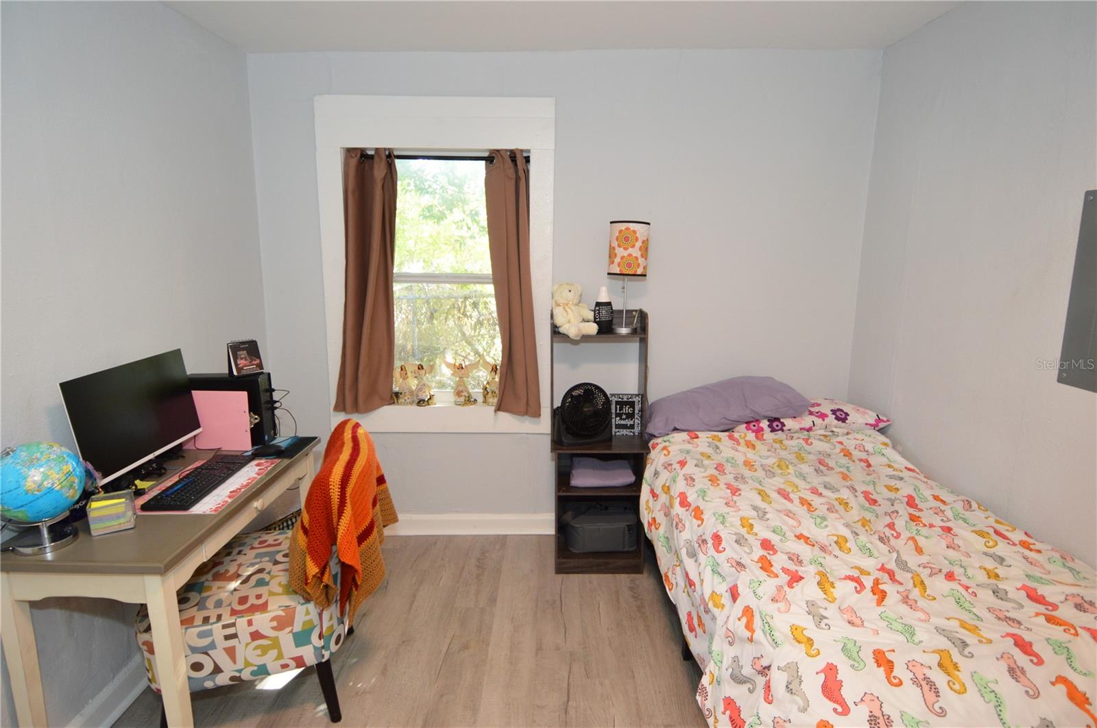 Image 16 of 49 For 2852 60th Avenue N