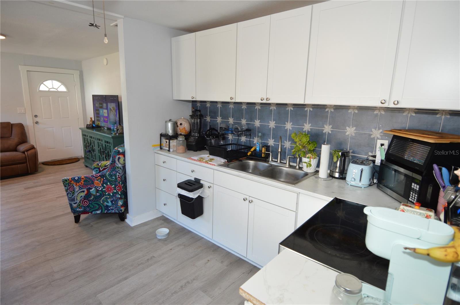 Image 3 of 49 For 2852 60th Avenue N