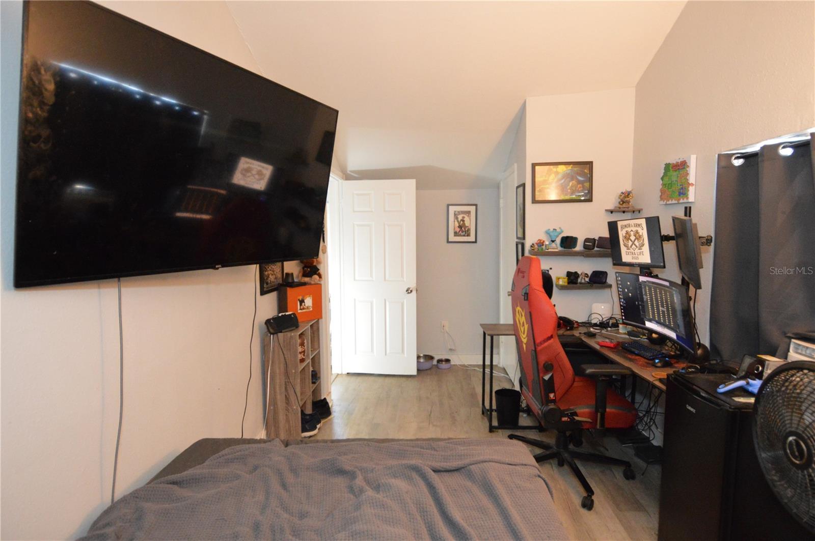 Image 34 of 49 For 2852 60th Avenue N