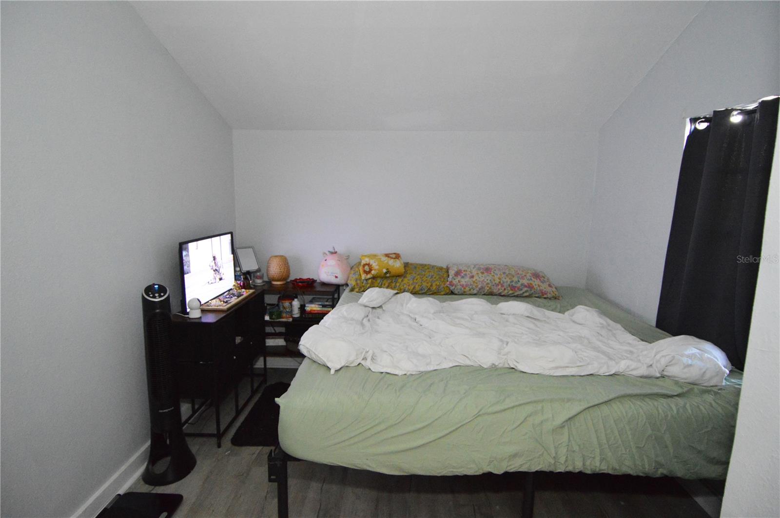 Image 35 of 49 For 2852 60th Avenue N