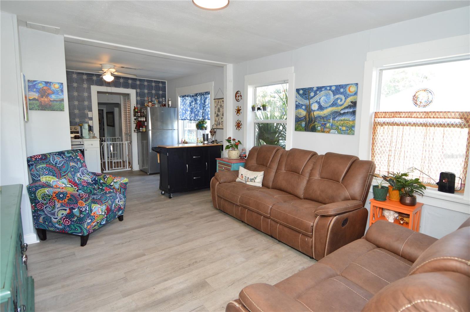 Image 7 of 49 For 2852 60th Avenue N