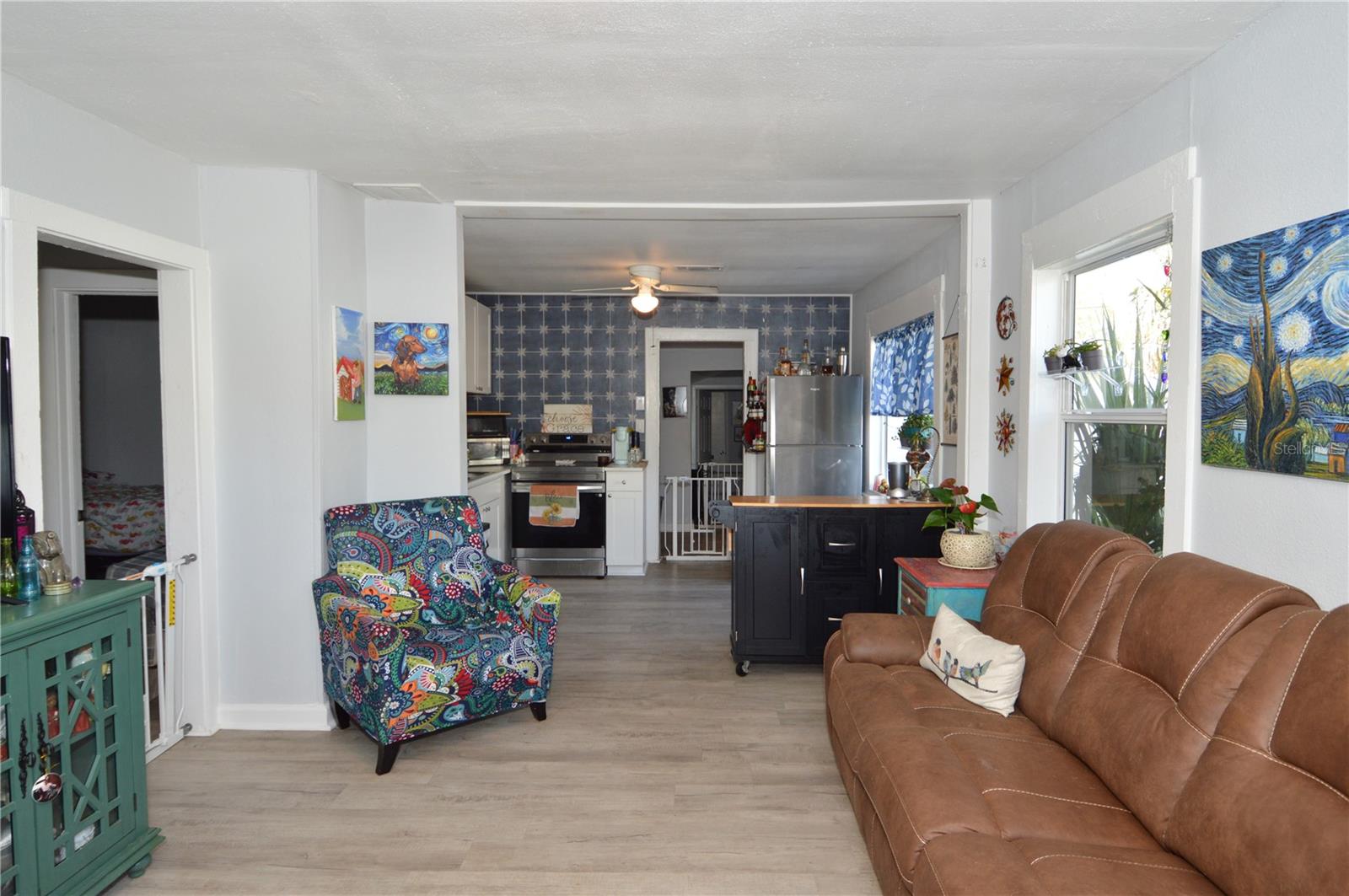 Image 8 of 49 For 2852 60th Avenue N