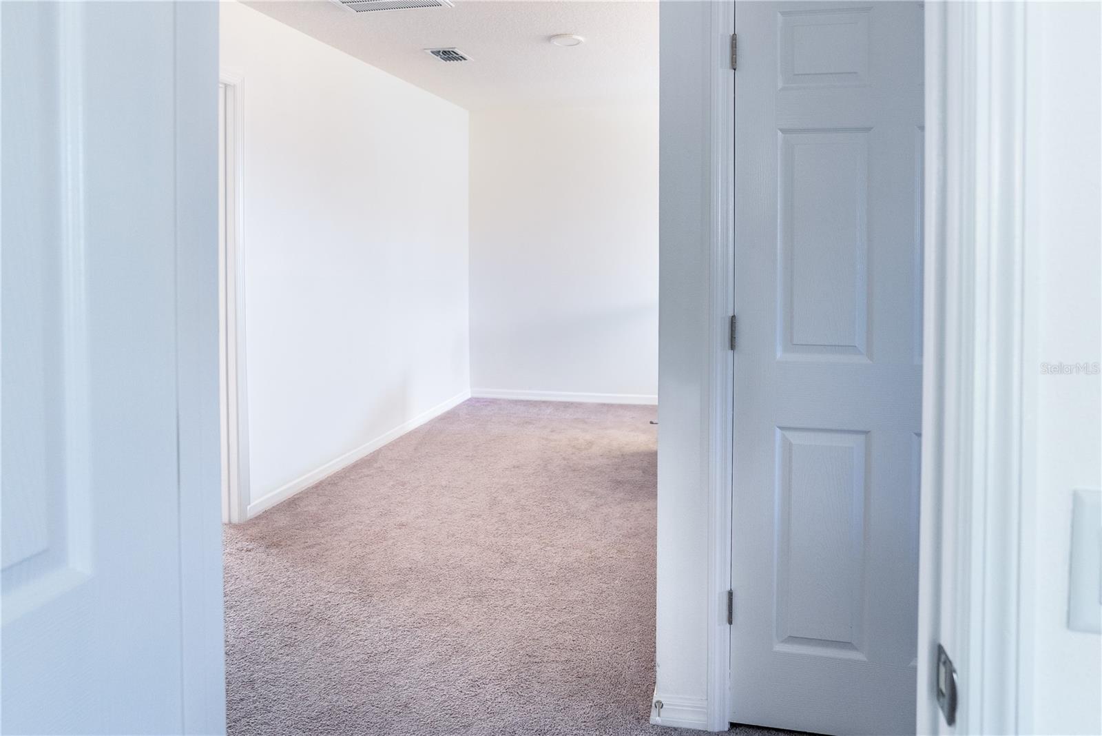 Listing photo id 26 for 37860 Beacon Brick Drive