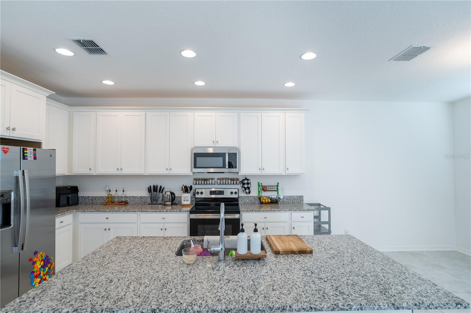 Listing photo id 7 for 37860 Beacon Brick Drive