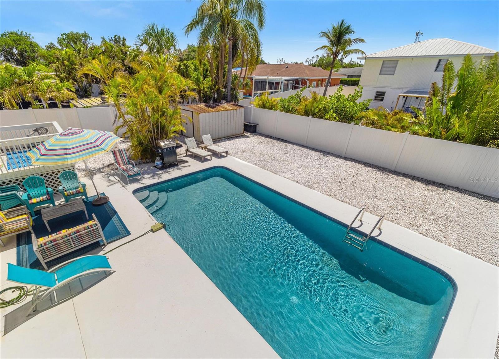 Image 11 of 28 For 8517 43rd Avenue W