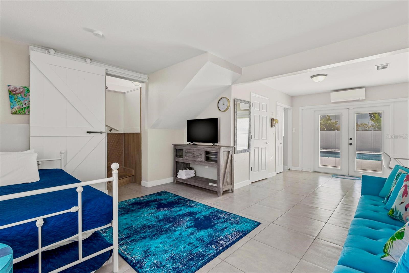 Image 21 of 28 For 8517 43rd Avenue W