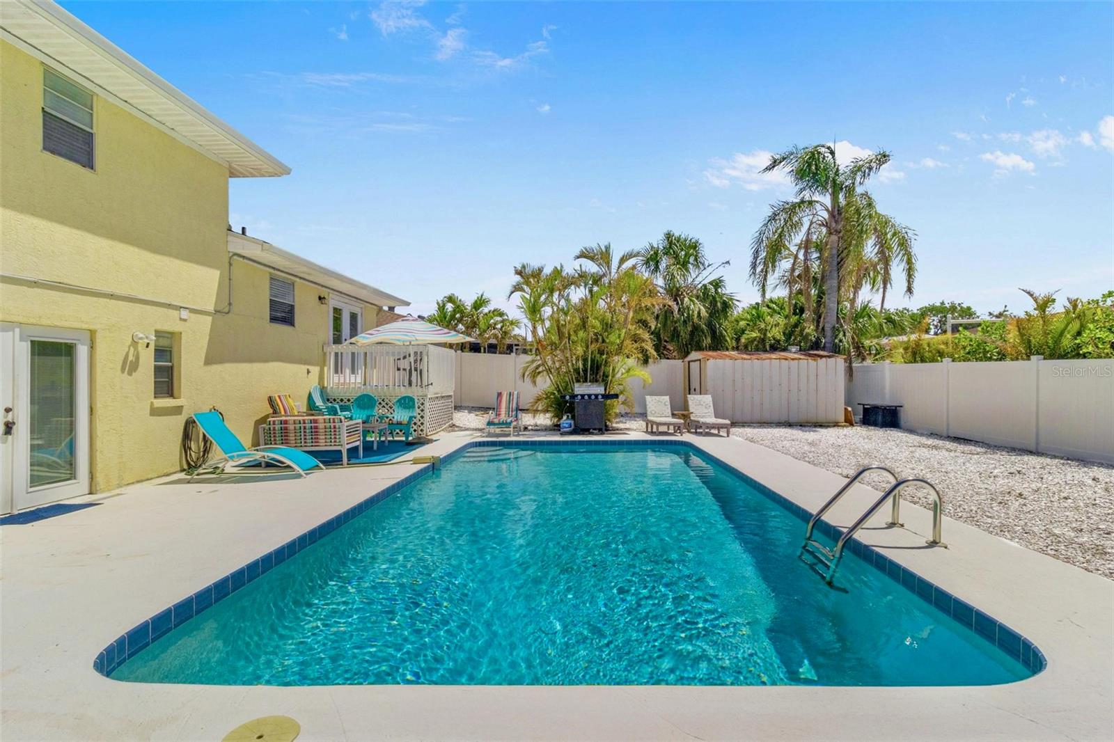 Image 25 of 28 For 8517 43rd Avenue W