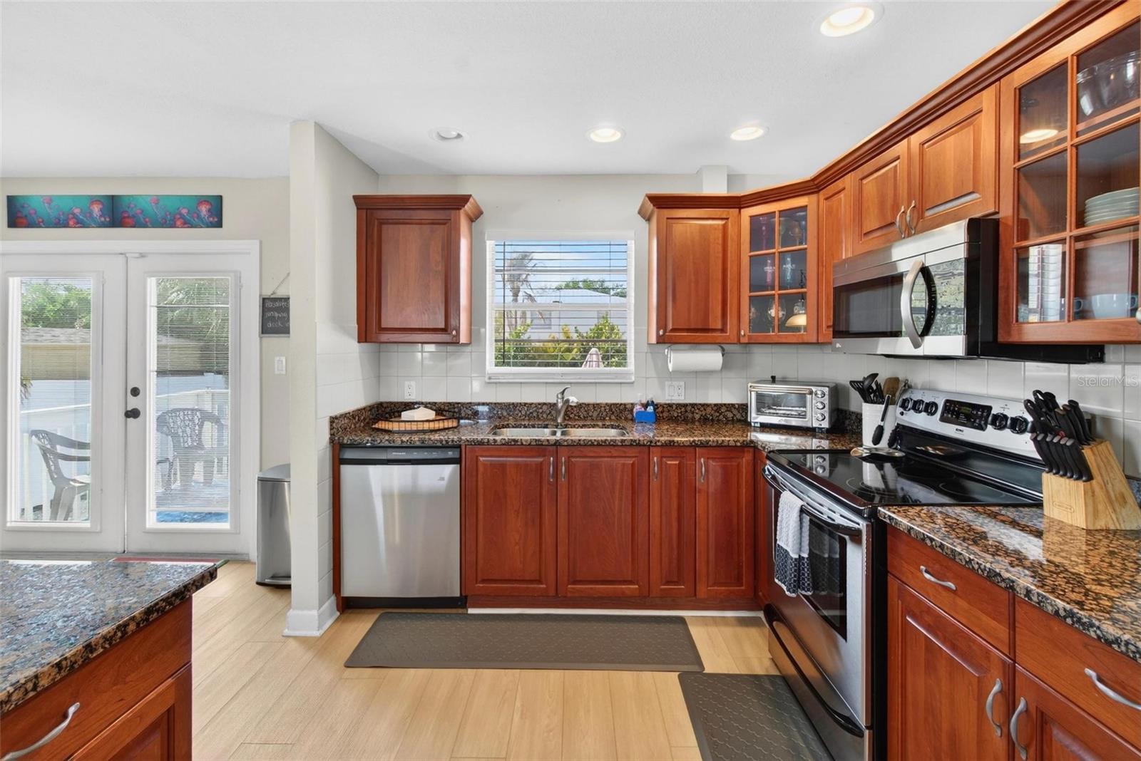 Image 7 of 28 For 8517 43rd Avenue W