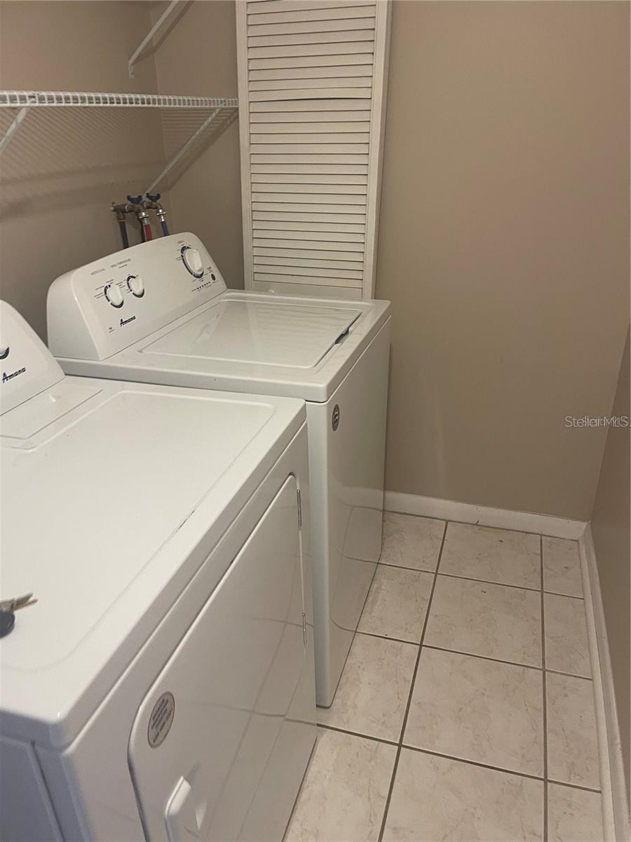 Image 23 of 32 For 851 Bayway Boulevard 103