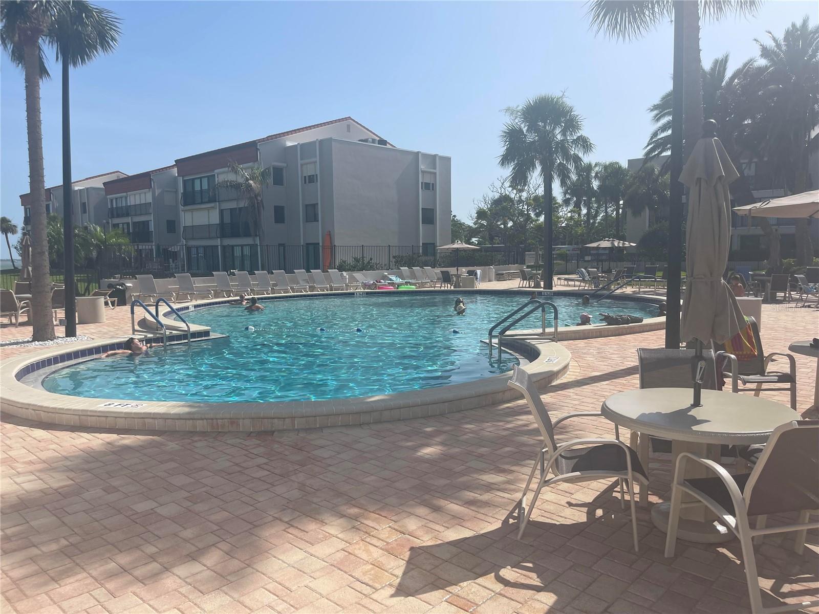 Image 29 of 32 For 851 Bayway Boulevard 103