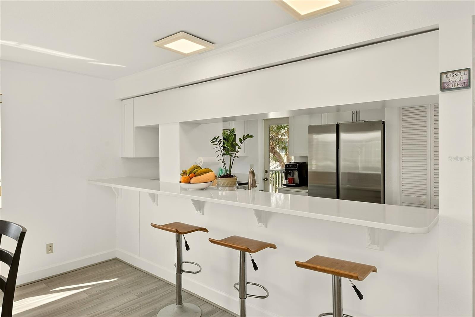 Listing photo id 15 for 74 Gulf Boulevard 1b