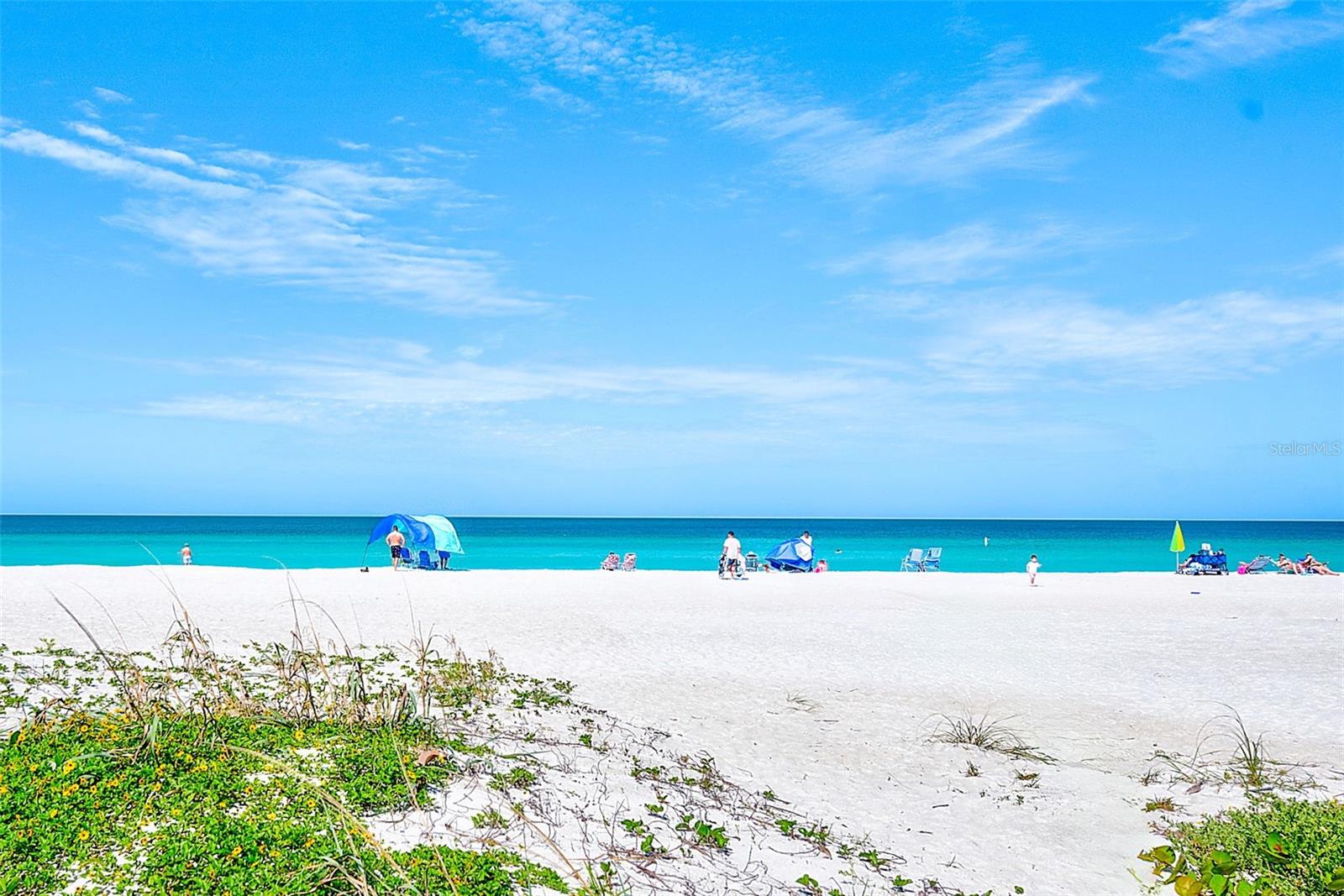 Listing photo id 0 for 74 Gulf Boulevard 1b