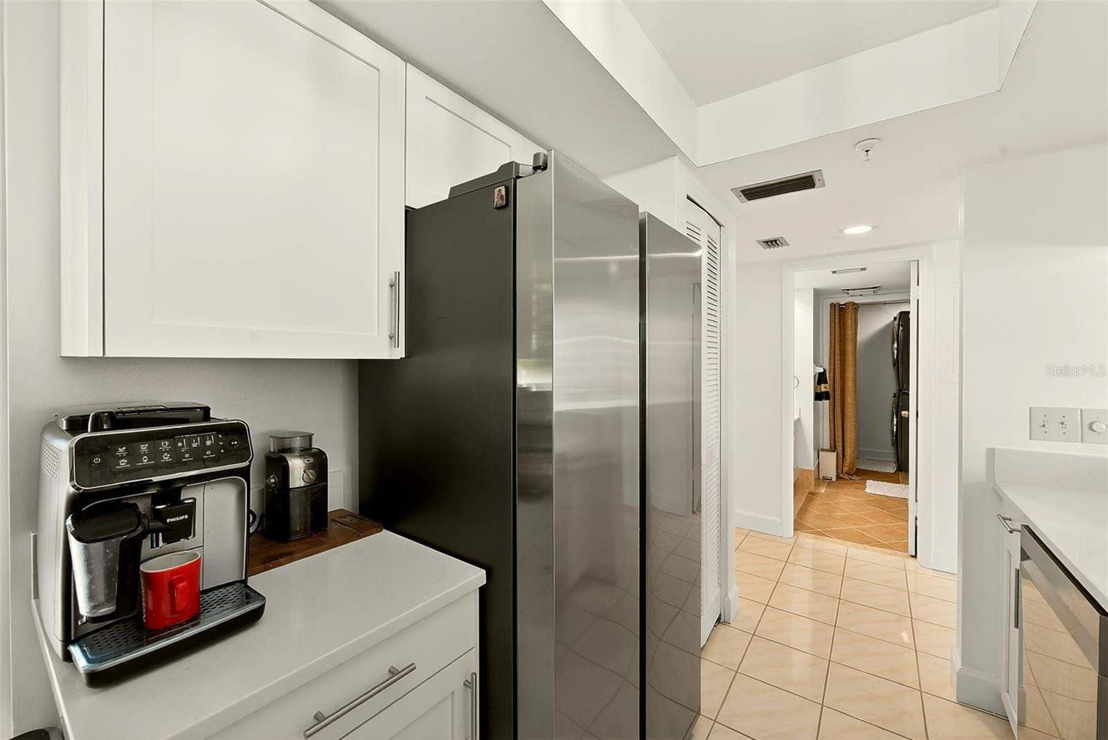 Listing photo id 20 for 74 Gulf Boulevard 1b