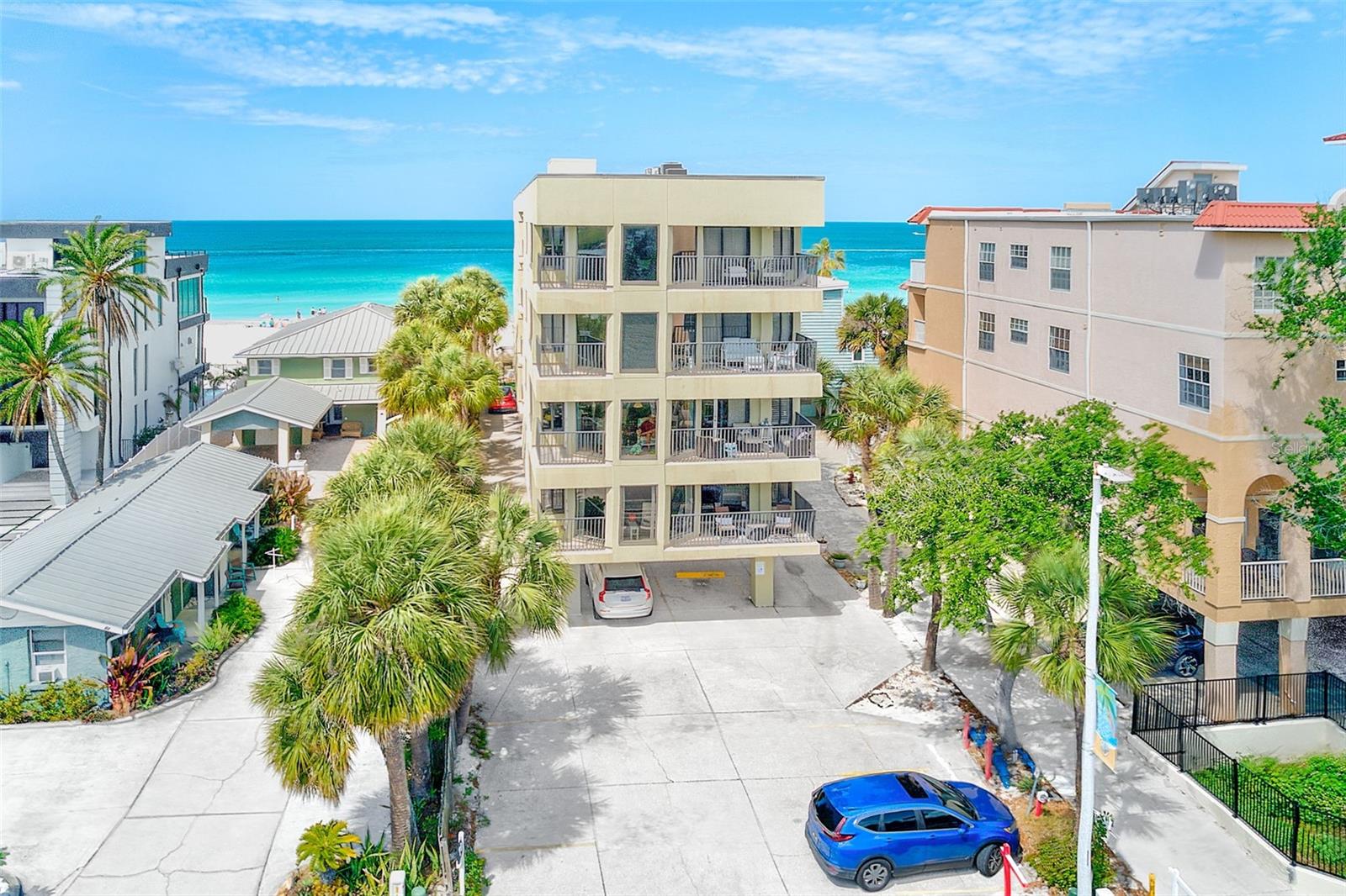 Listing photo id 37 for 74 Gulf Boulevard 1b