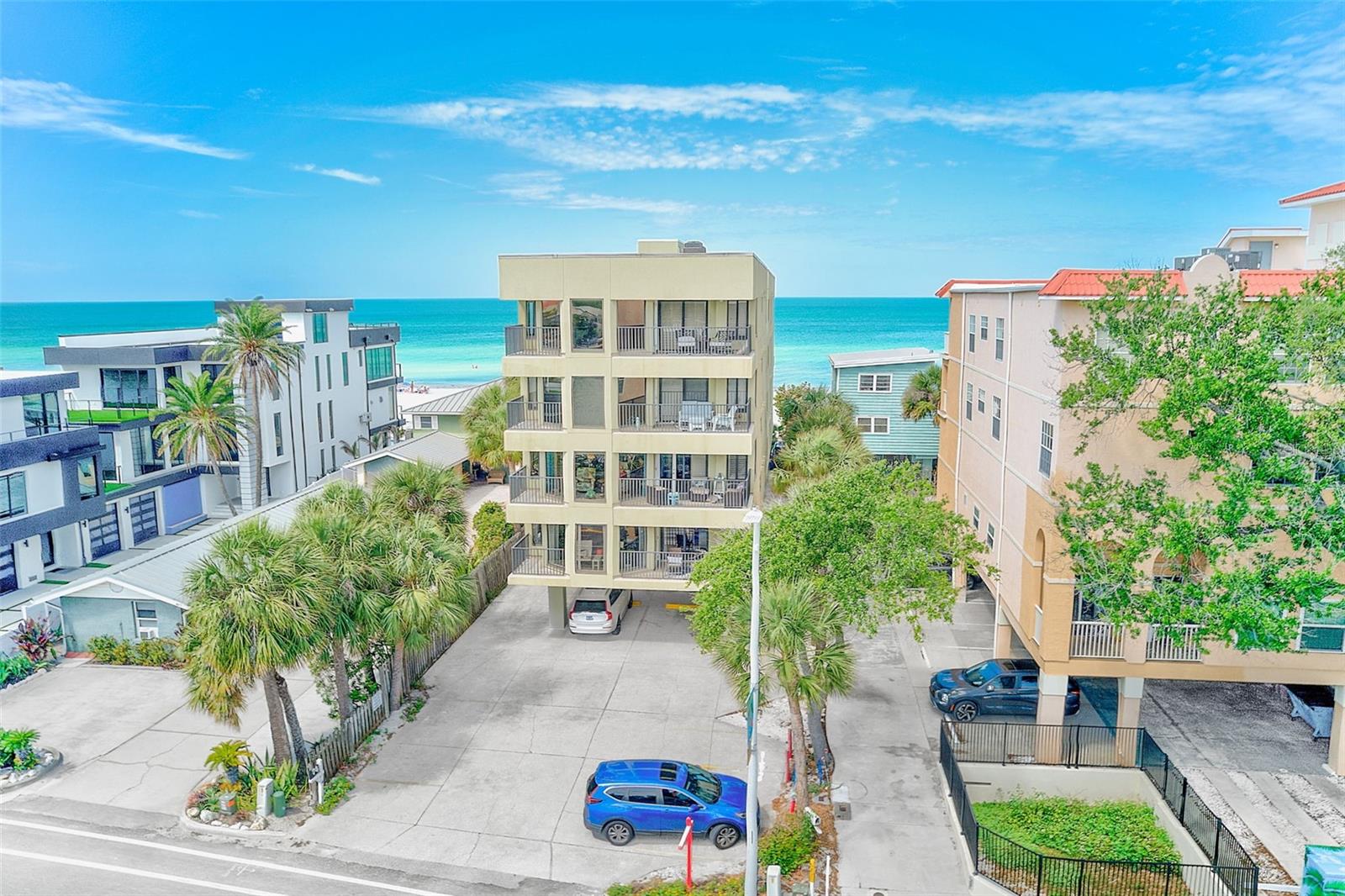 Listing photo id 39 for 74 Gulf Boulevard 1b