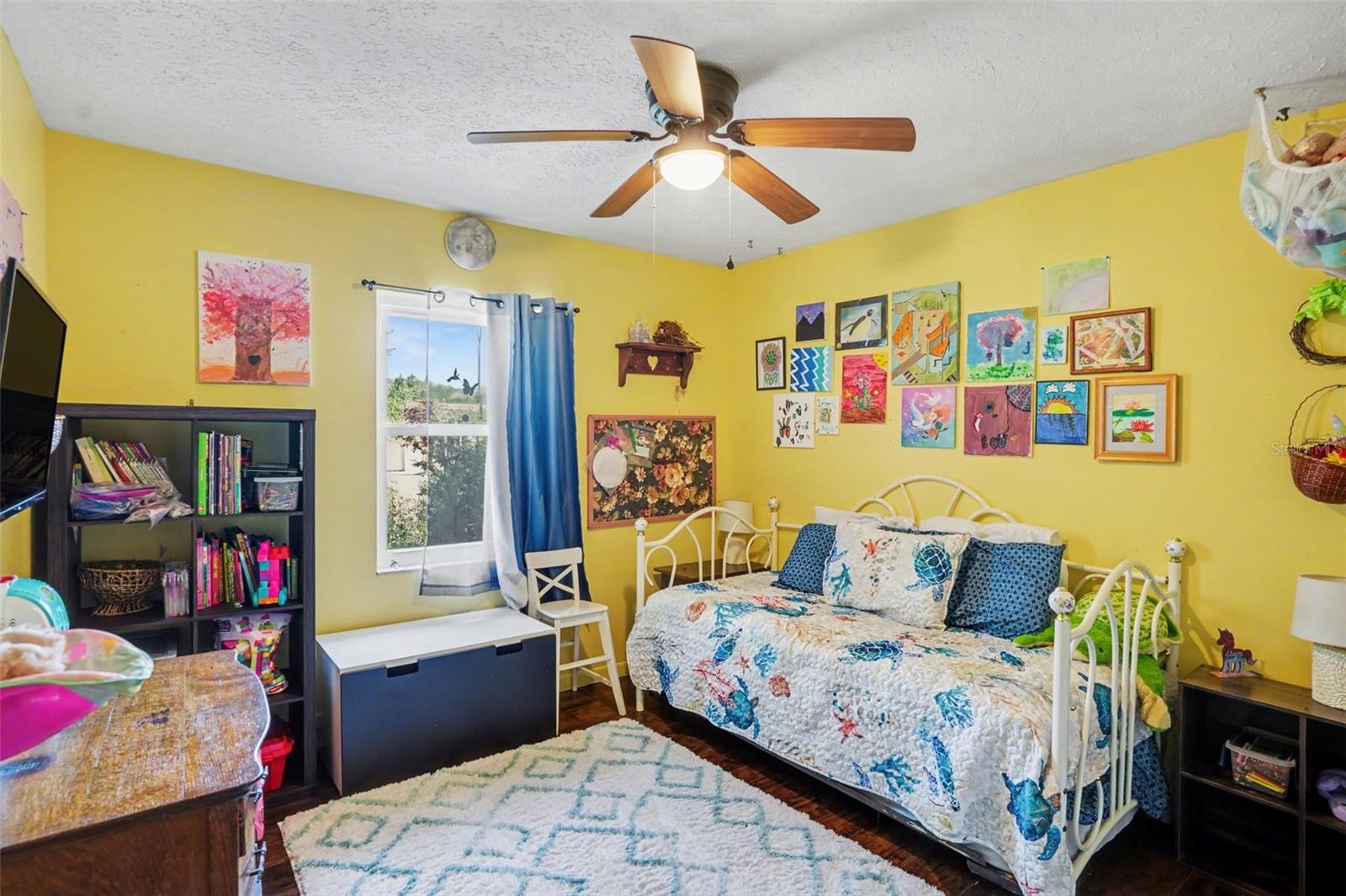 Image 15 of 31 For 11207 Creekview Drive