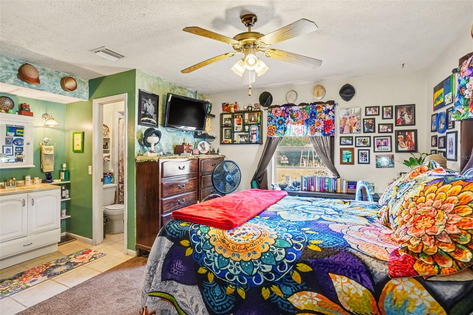 Image 19 of 31 For 11207 Creekview Drive